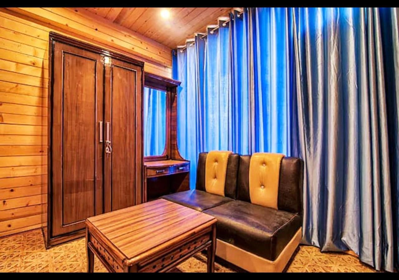 Hotel Country Resort Khajjiar Bagian luar foto