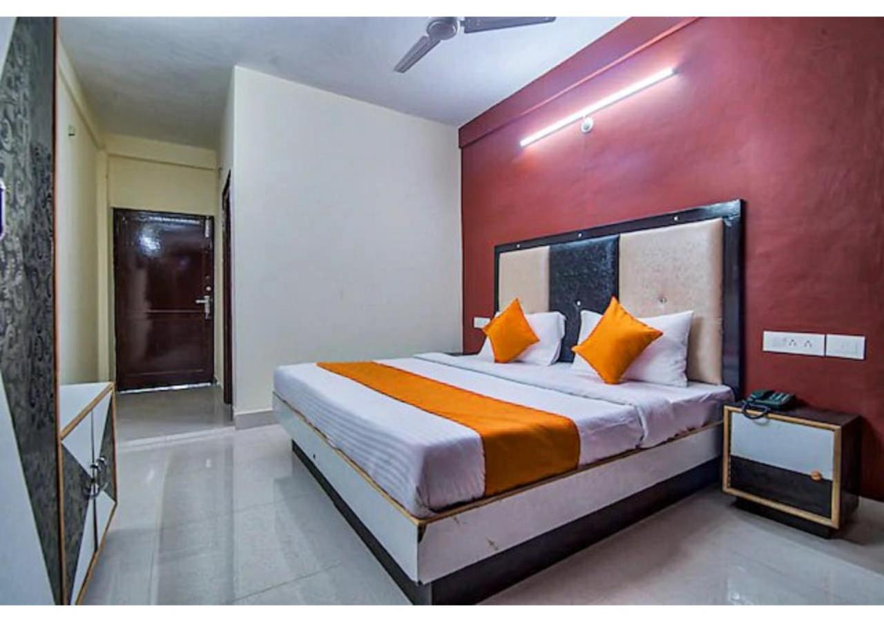 Hotel Country Resort Khajjiar Bagian luar foto
