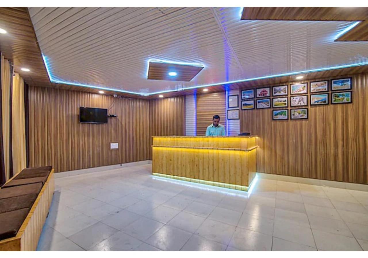 Hotel Country Resort Khajjiar Bagian luar foto