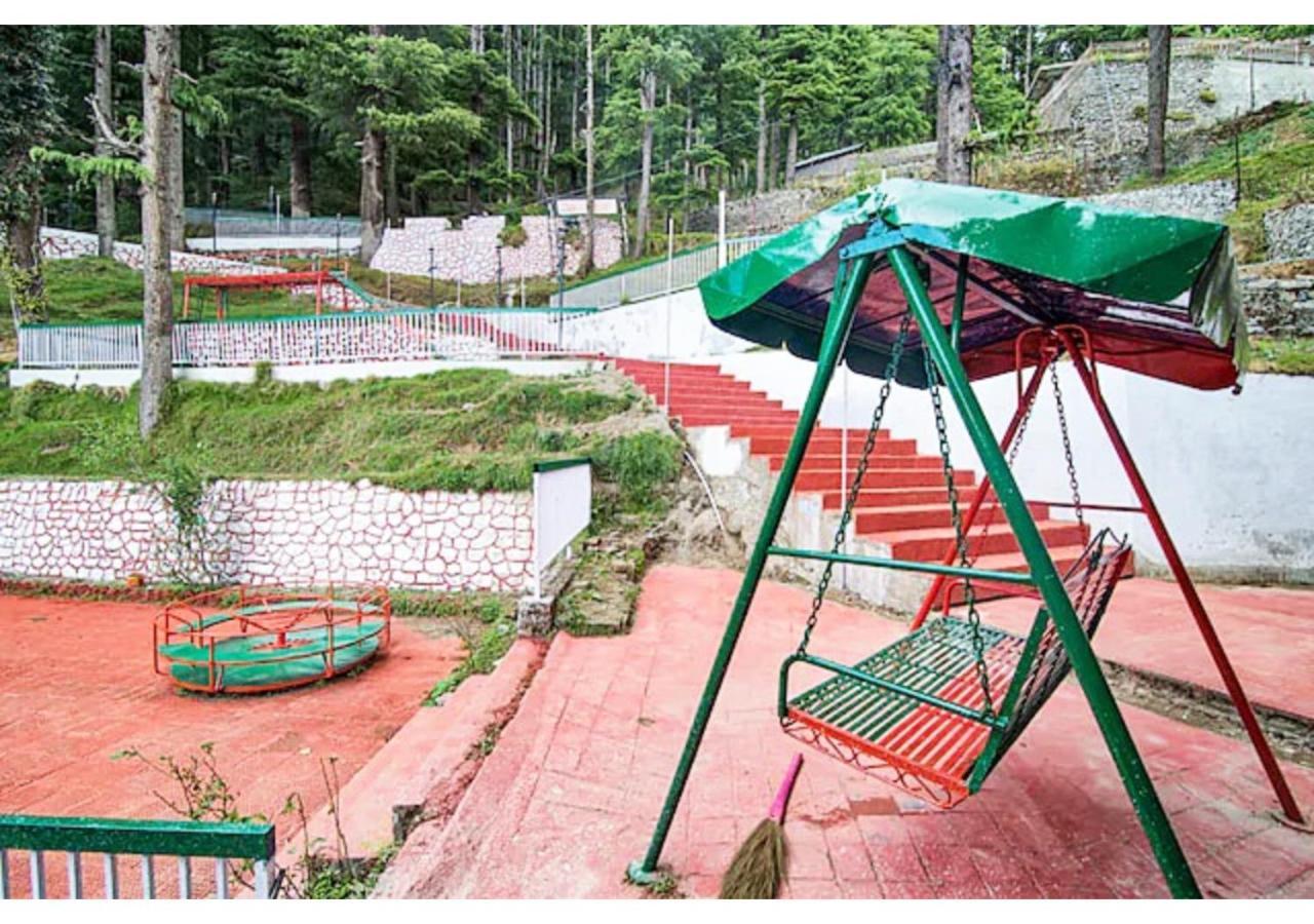 Hotel Country Resort Khajjiar Bagian luar foto