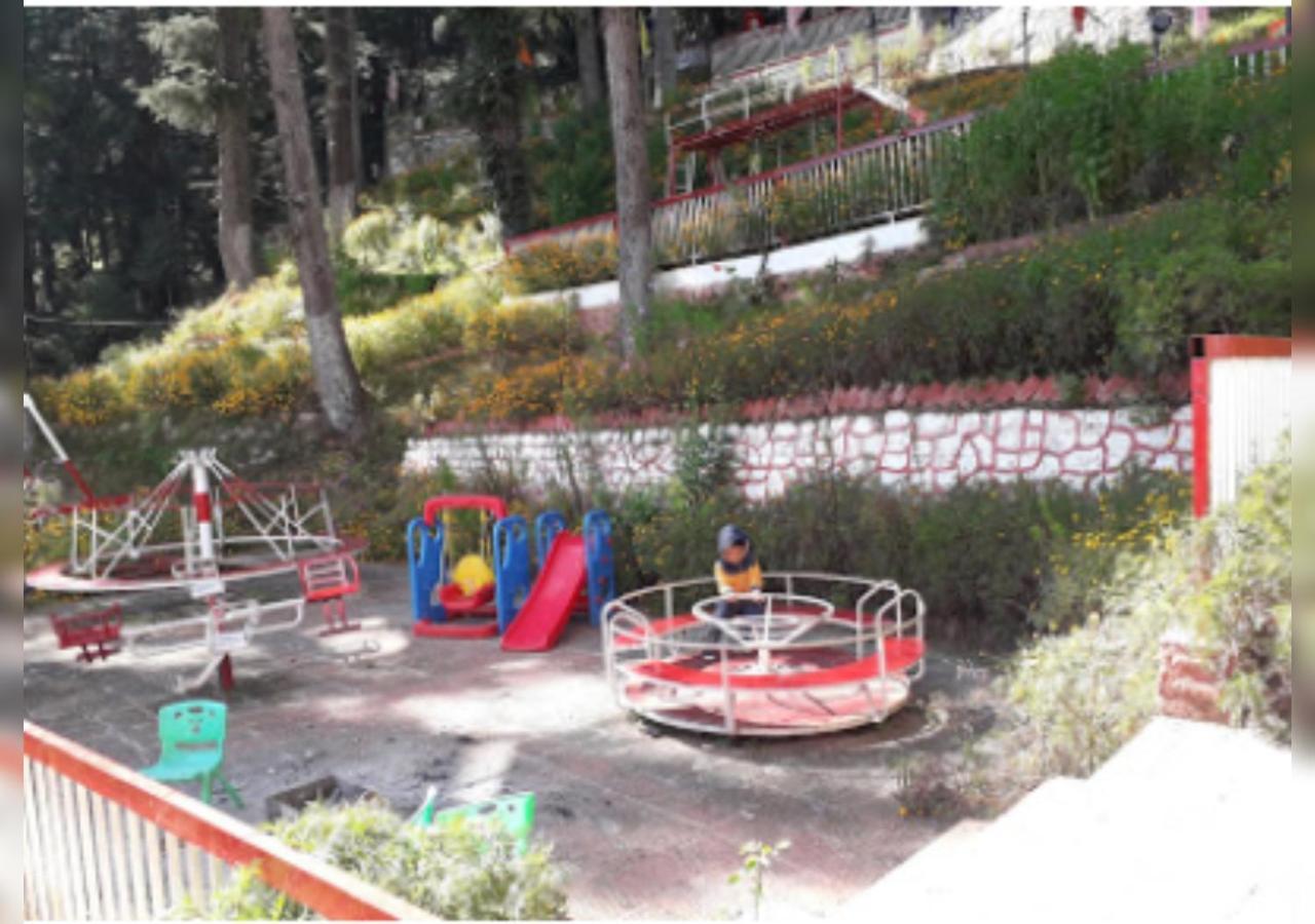 Hotel Country Resort Khajjiar Bagian luar foto